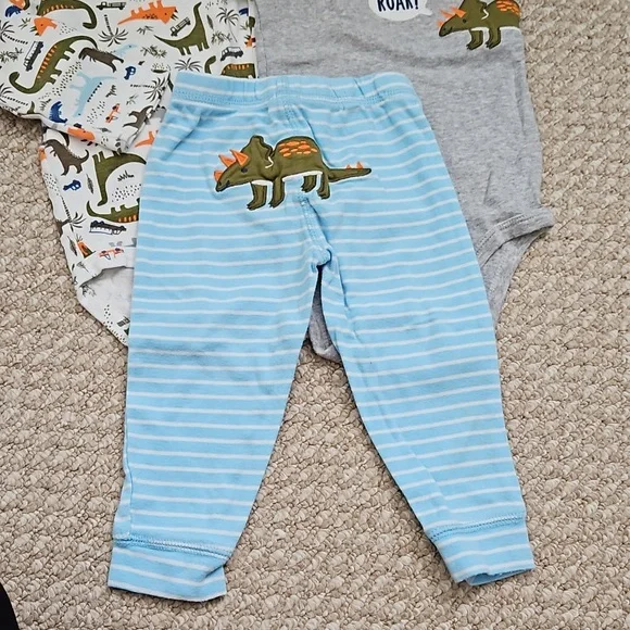 Carter's Outfit Bundle - Picture 5 of 13